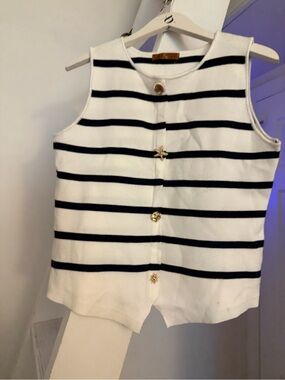 Striped Sleeveless Knit Top - White & Navy